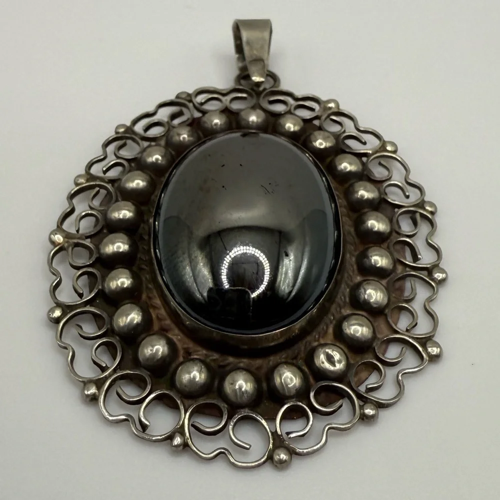 Vintage Mexico Sterling Silver Pendant with Hematite Cabochon